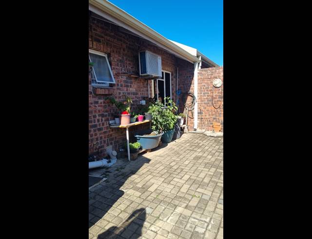 3 BEDROOM APARTMENT FOR SALE IN NEWCASTLE CENTRAL
